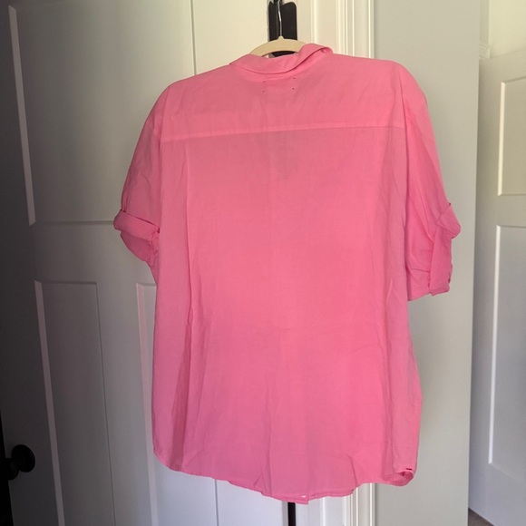 Xirena Channing Tea Rose Pink Short Sleeve Button Down Top - Picture 5 of 5